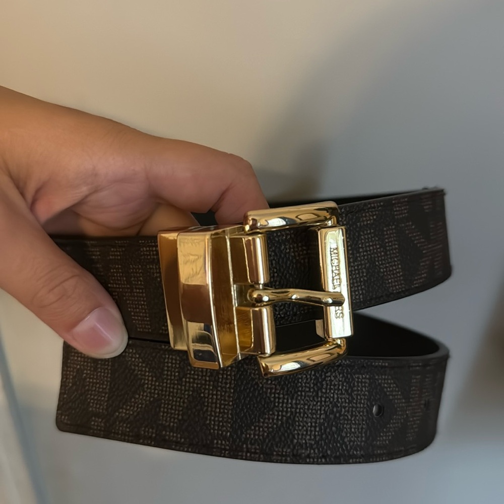 Micheal Kors Belt